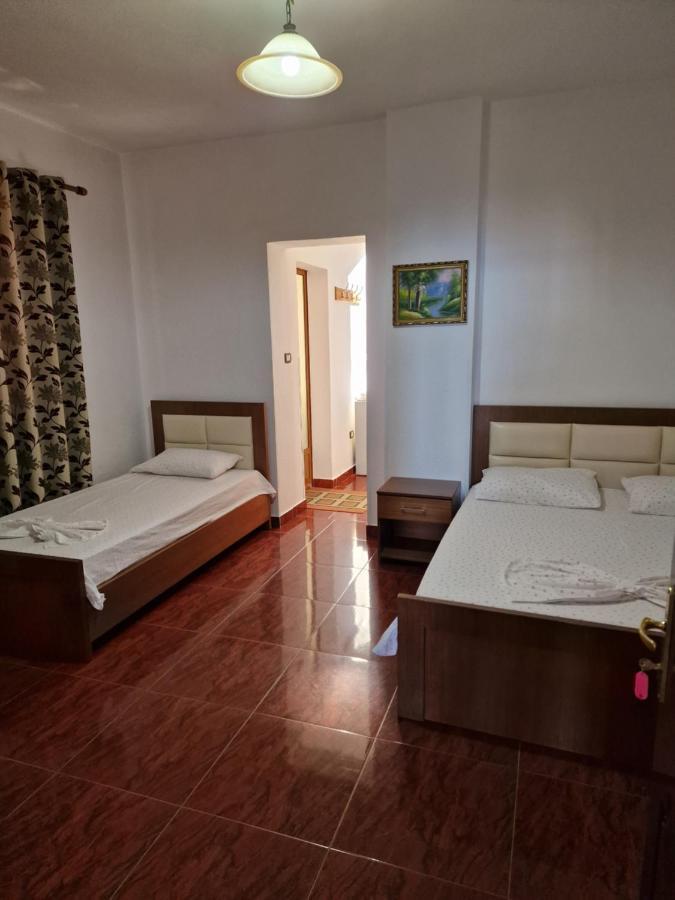 Hotel Restaurant Savoja Pogradec Zewnętrze zdjęcie