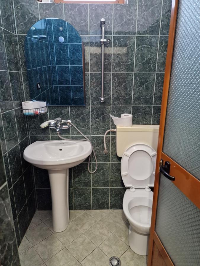 Hotel Restaurant Savoja Pogradec Zewnętrze zdjęcie