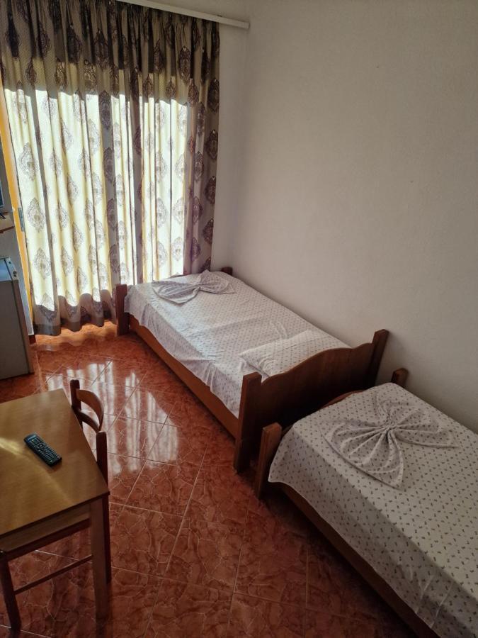 Hotel Restaurant Savoja Pogradec Zewnętrze zdjęcie