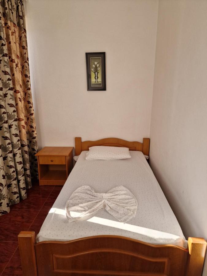 Hotel Restaurant Savoja Pogradec Zewnętrze zdjęcie